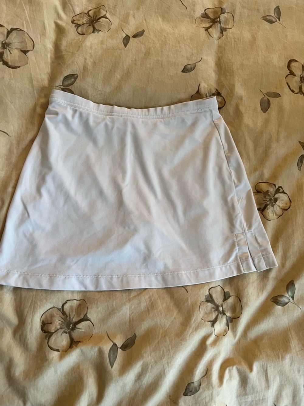 Women’s White TENNIS Mini Skort